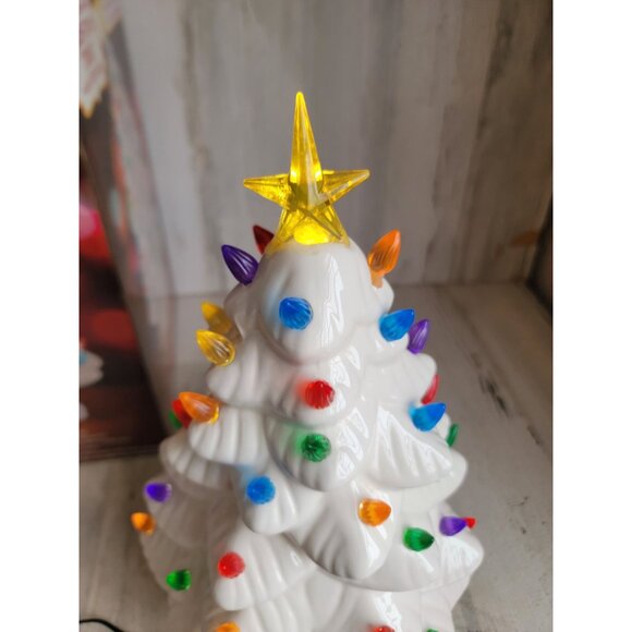 Mr Christmas nostalgic light up porcelain tree Xmas decor - Picture 3 of 8